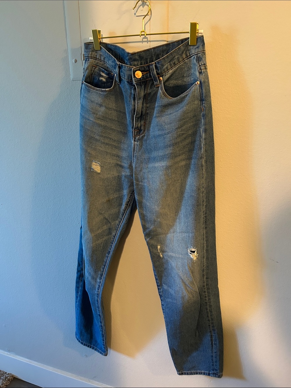 BDG 28W Mom High Rise jeans